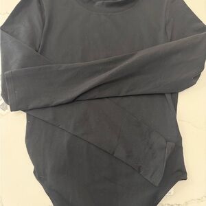 Good American Black Crew Bodysuit